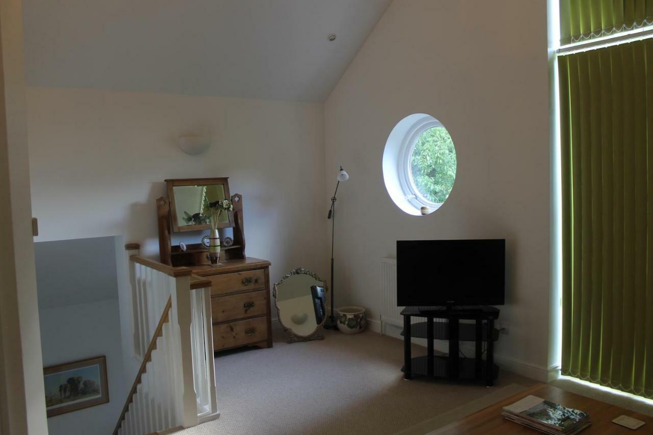 Pear Tree House Studio Ели Екстериор снимка